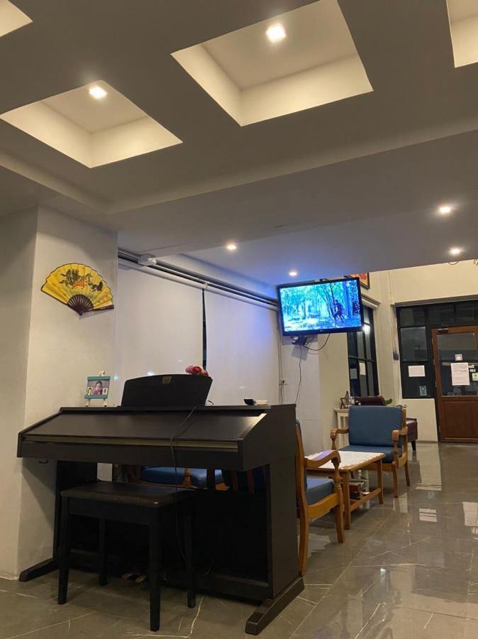 43 Home Bangkok Ngoại thất bức ảnh